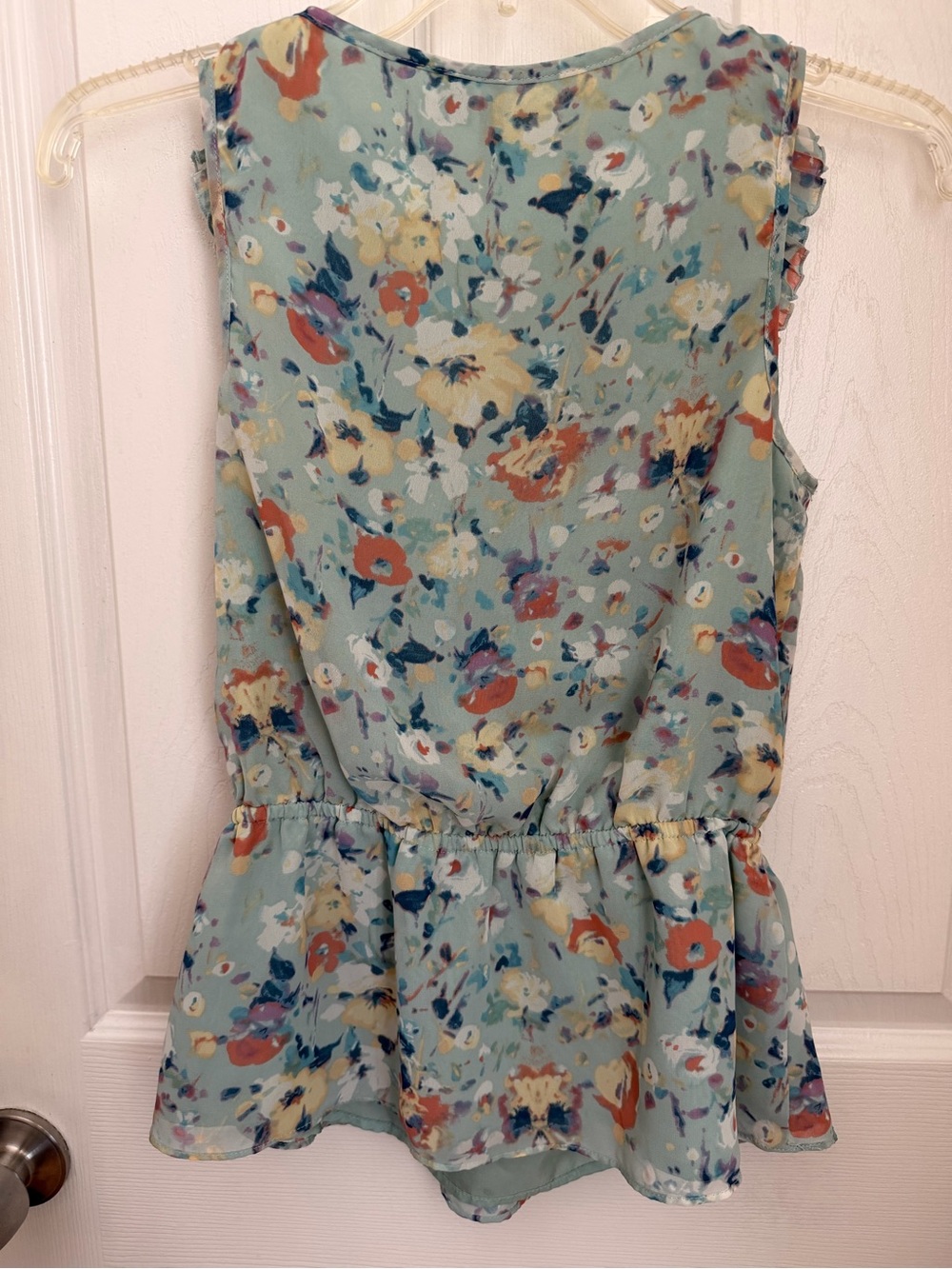 LC Lauren Conrad Mint Green Pleated Floral Ruffle Top, Size XS, EUC - Picture 4 of 5